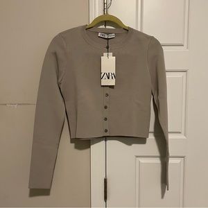 Zara cropped knit cardigan in light grey